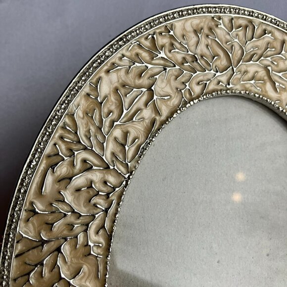 Pryde Interiors Cream & Silver Picture Frame - Picture 3 of 6